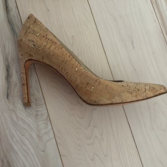 Stuart Weitzman pumps - size 7.5 - Picture 3 of 8